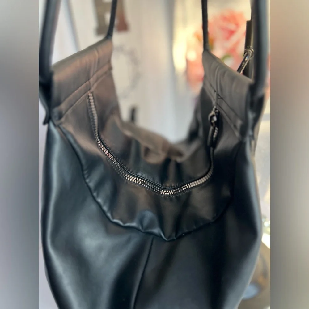 Pixie Mood Stella black Vegan Leather Large Size Purse